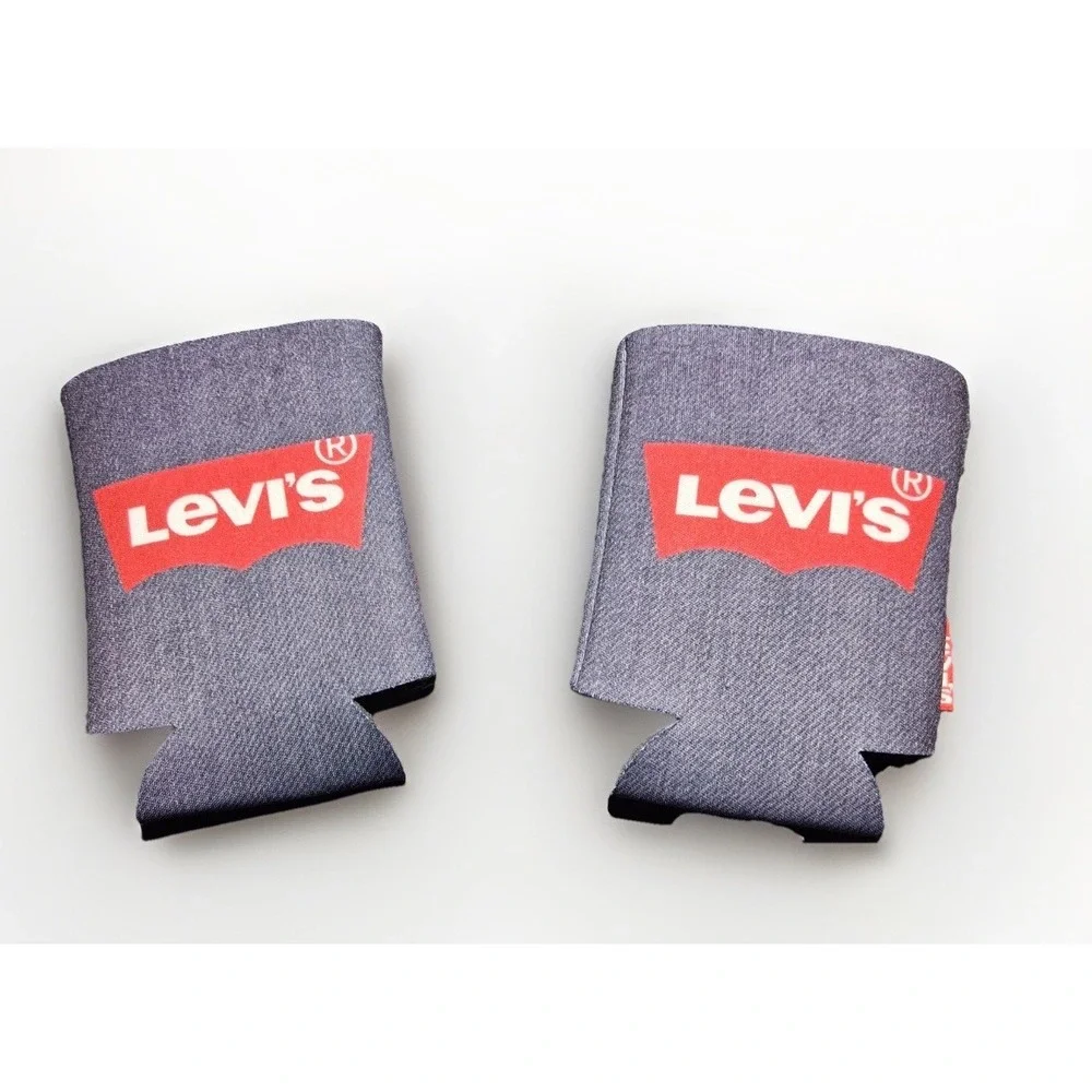 Levis Denim Print Neoprene Can Cooler Koozie Set of 2 Red Batwing Logo Two Horse